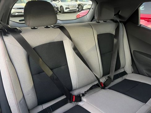 Used 2021 Chevrolet Bolt LT image 38