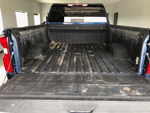 Used 2022 Chevrolet Silverado 2500 High Country AWD/4WD image 9