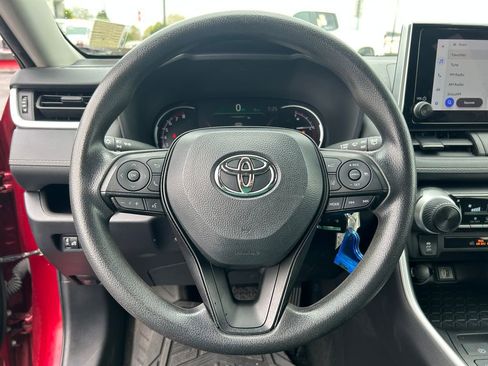 Used 2024 Toyota RAV4 LE AWD/4WD image 20