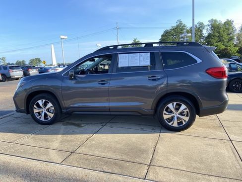 Used 2023 Subaru Ascent Premium w/ Convenience Package AWD/4WD image 7