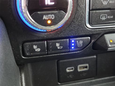 Certified 2021 GMC Yukon XL AT4 image 35