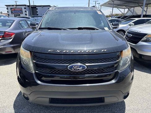 Used 2014 Ford Explorer Sport w/ Equipment Group 401A AWD/4WD image 2