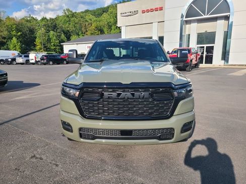 Used 2026 RAM 1500 Big Horn AWD/4WD image 10