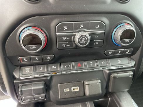 Used 2020 Chevrolet Silverado 2500 LTZ image 19