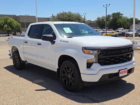 Used 2024 Chevrolet Silverado 1500 Custom AWD/4WD image 5