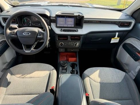 Used 2022 Ford Maverick XLT FWD image 11
