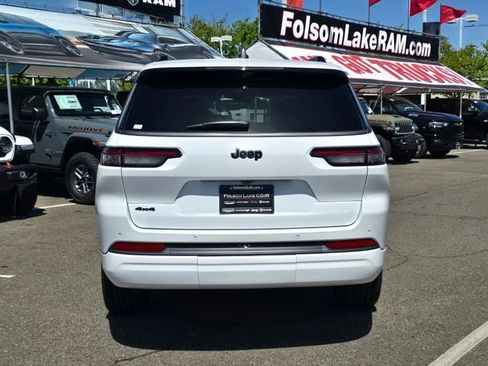 New 2026 Jeep Grand Cherokee L Limited AWD/4WD image 5