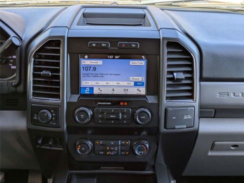 Used 2019 Ford F250 XLT w/ XLT Premium Package image 20
