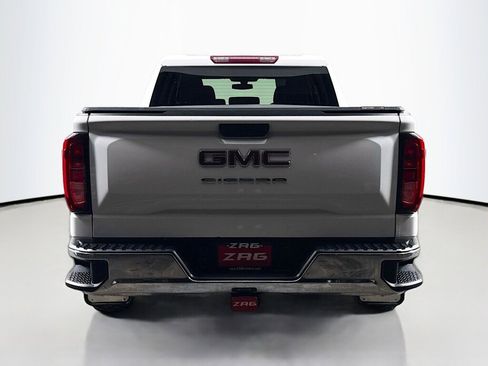 Used 2020 GMC Sierra 1500 4x4 Crew Cab w/ Sierra Value Package image 4