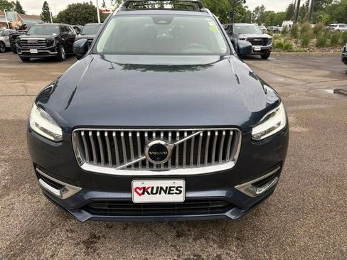 Used 2023 Volvo XC90 B6 Plus AWD/4WD image 8