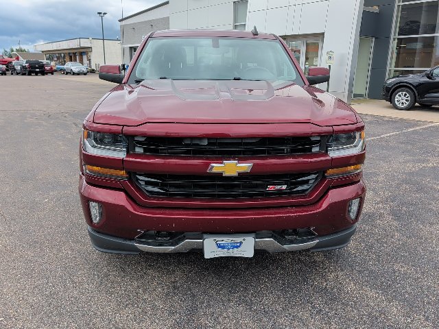 Used 2017 Chevrolet Silverado 1500 LT w/ All Star Edition AWD/4WD image 2