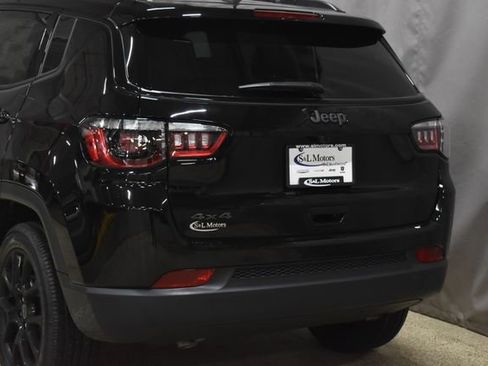 New 2026 Jeep Compass Latitude image 9