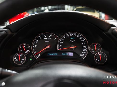 Used 2012 Chevrolet Corvette Grand Sport w/ 3LT Preferred Equipment Group RWD image 22