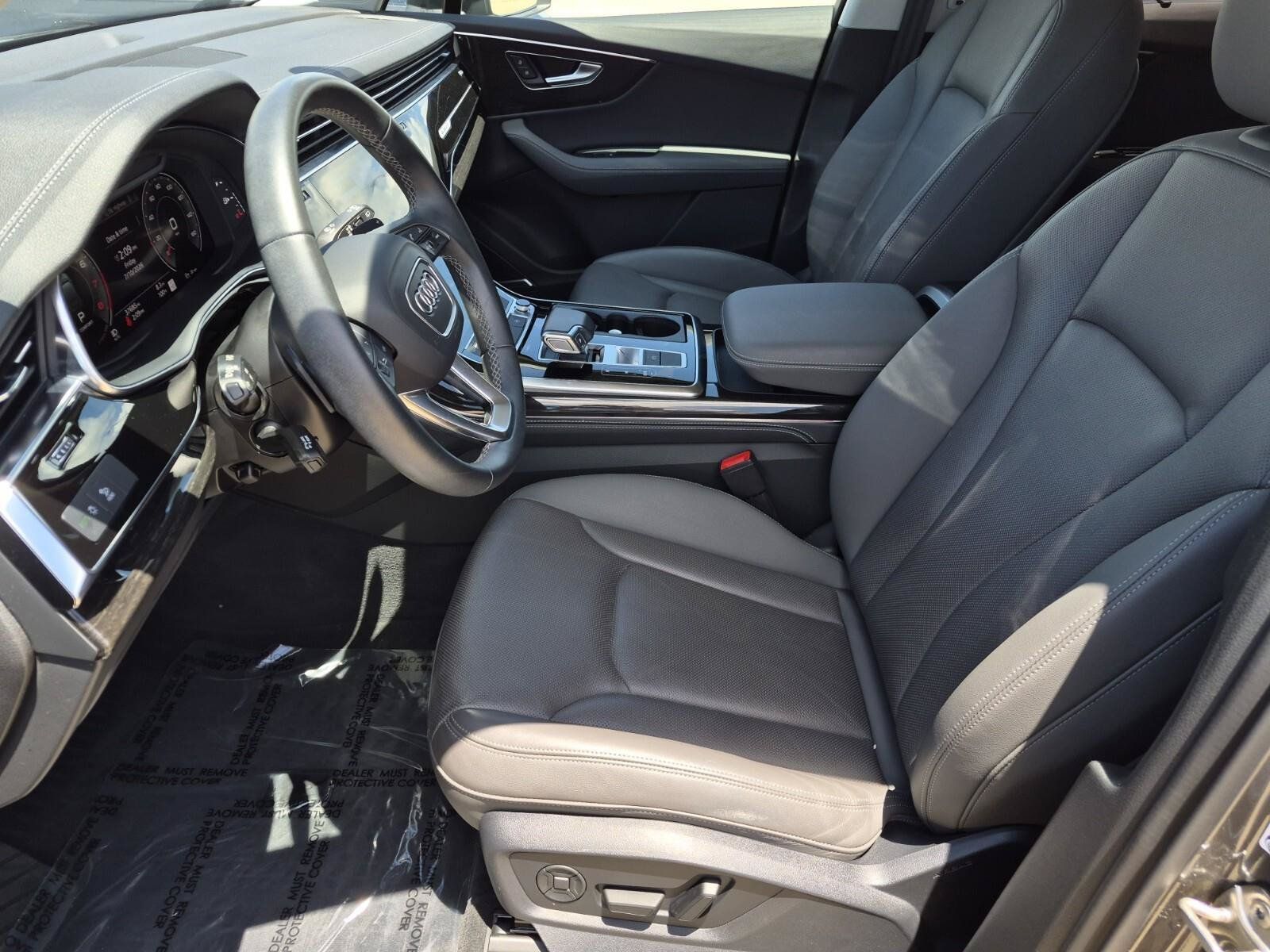 Used 2025 Audi Q7 2.0T Premium Plus AWD/4WD image 12