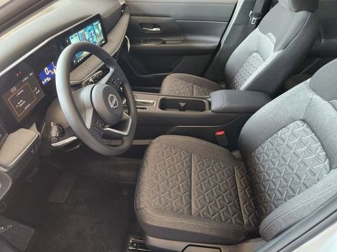 New 2026 Nissan Kicks SV image 9