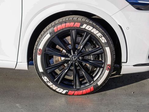 Used 2024 Lexus RX 500h F Sport w/ Convenience Package image 11