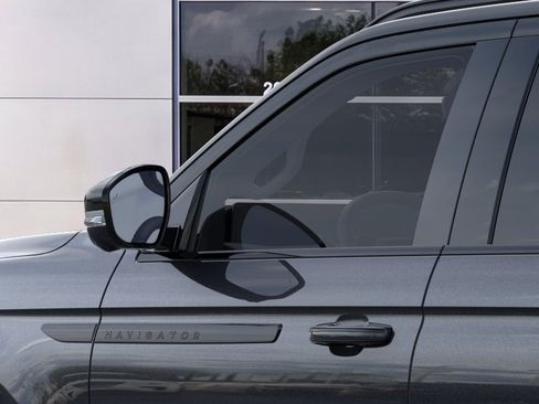 New 2026 Lincoln Navigator Black Label AWD/4WD image 20