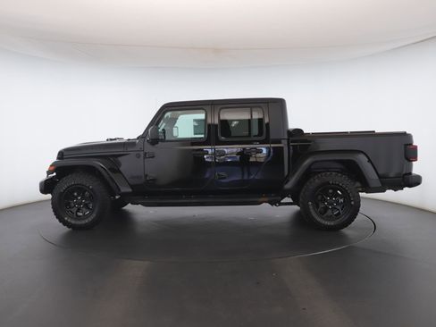 Used 2021 Jeep Gladiator Sport AWD/4WD image 21