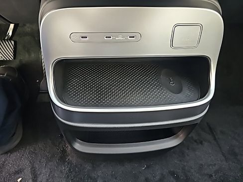 New 2026 Hyundai Ioniq 9 Limited image 19