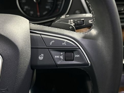 Used 2023 Audi Q5 2.0T Premium w/ Convenience Package image 21