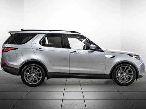 Used 2020 Land Rover Discovery HSE image 8