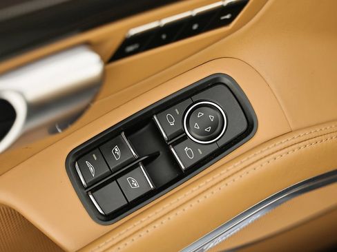 Certified 2019 Porsche 911 Turbo AWD/4WD image 25