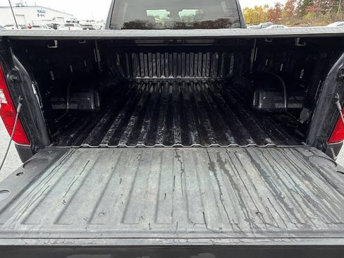 Certified 2022 Chevrolet Silverado 1500 LT image 23