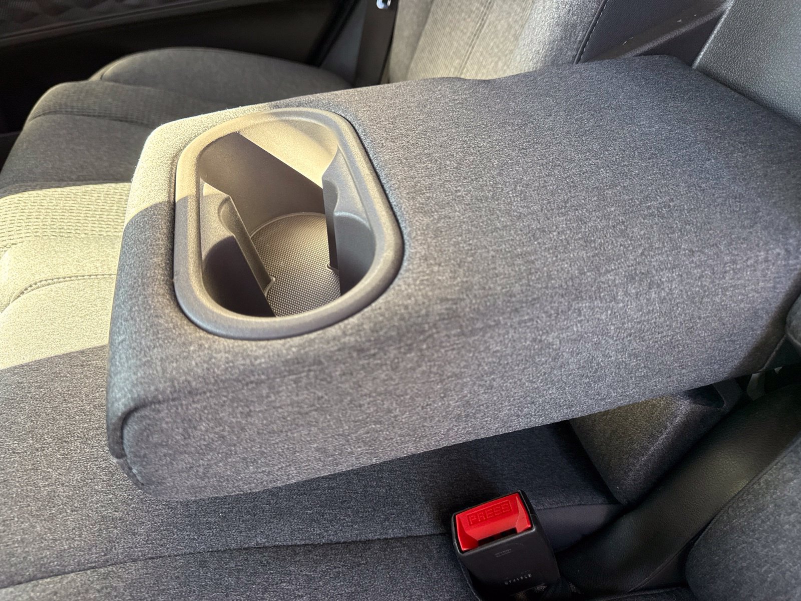 Used 2020 Hyundai Santa Fe SEL AWD/4WD image 14