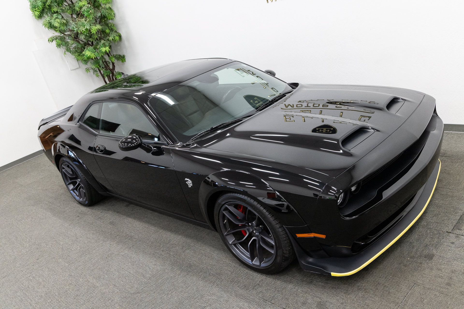 Used 2019 Dodge Challenger SRT Hellcat RWD image 23