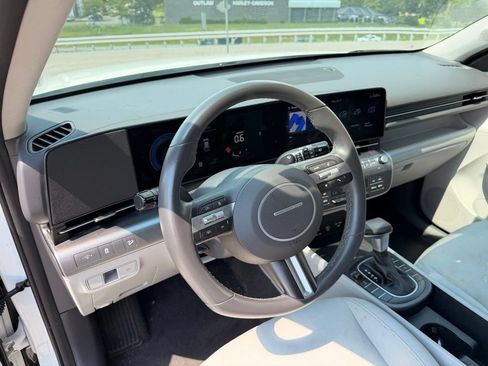 Used 2025 Hyundai Kona SEL AWD/4WD image 27