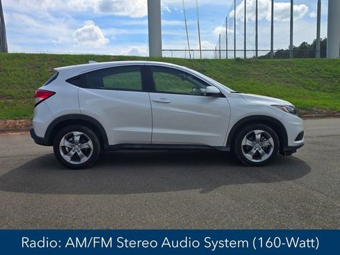Used 2019 Honda HR-V LX image 2