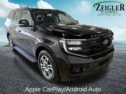 Used 2025 Ford Expedition Active AWD/4WD image 13