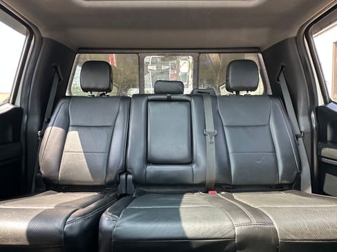 Used 2016 Ford F150 Lariat w/ Equipment Group 502A Luxury AWD/4WD image 19