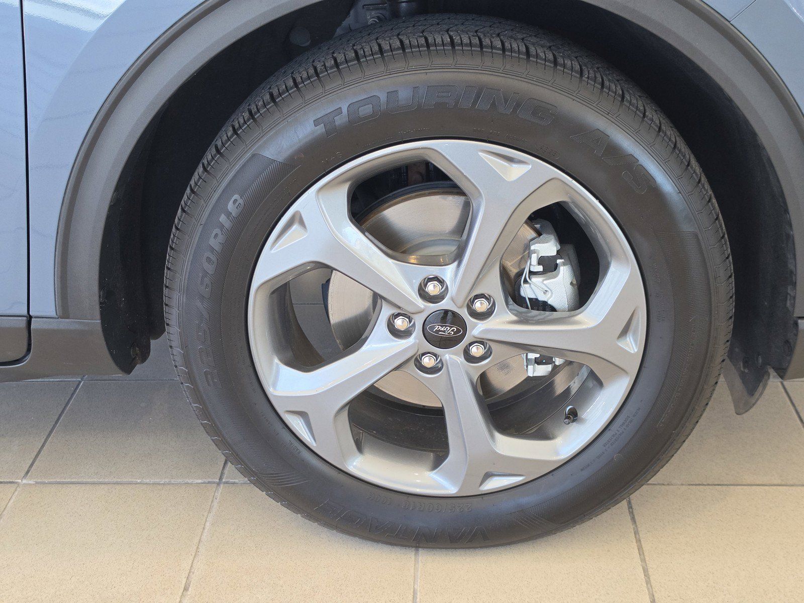 Used 2025 Ford Escape ST-Line FWD image 30
