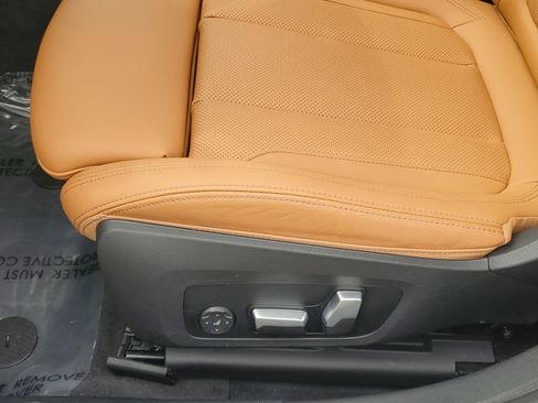 Certified 2023 BMW i4 eDrive35 w/ Premium Package RWD image 9