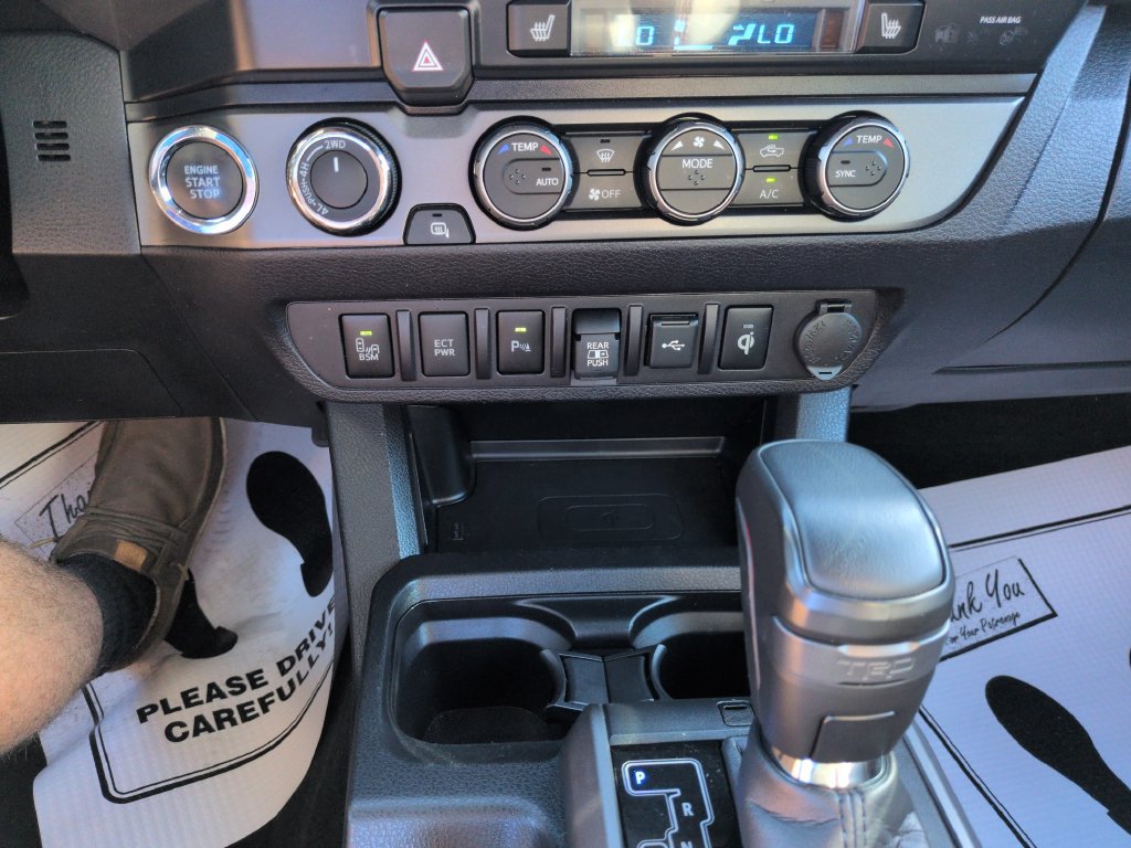 Used 2022 Toyota Tacoma TRD Pro AWD/4WD image 18