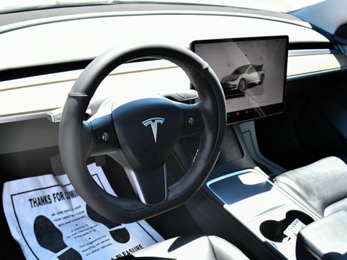 Used 2023 Tesla Model 3 Standard Range RWD image 14