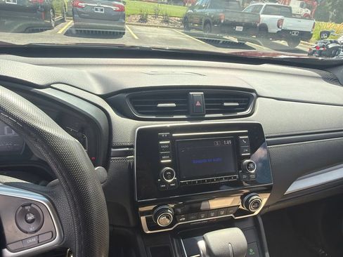 Used 2018 Honda CR-V LX image 5