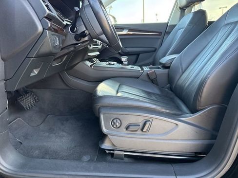 Used 2019 Audi Q5 2.0T Premium image 14