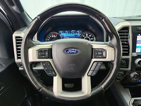 Used 2019 Ford F150 Platinum w/ Equipment Group 701A Luxury AWD/4WD image 15