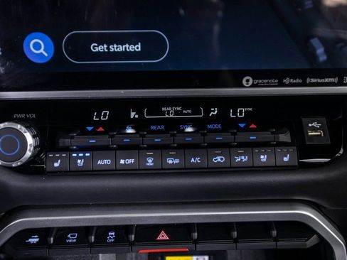 Used 2024 Toyota Sequoia Platinum image 24