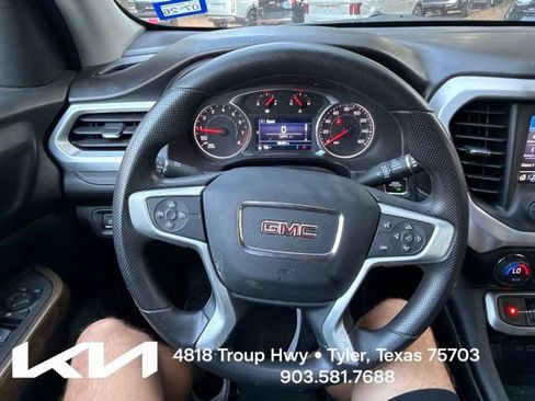 Used 2021 GMC Acadia SLE FWD image 18