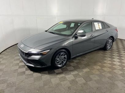 Used 2024 Hyundai Elantra SEL