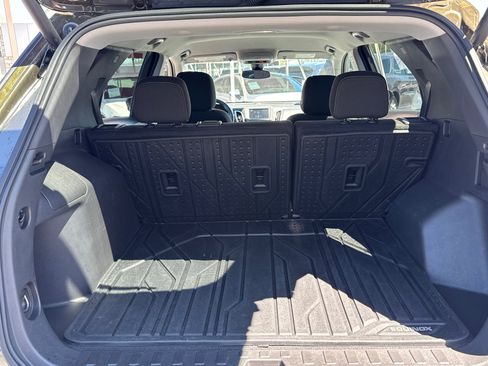 Used 2024 Chevrolet Equinox LT w/ LPO, Floor Liner Package FWD image 18