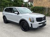 Used 2022 Kia Telluride SX w/ SX Prestige Package image 3
