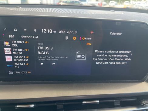 Used 2025 Kia Telluride S FWD image 17