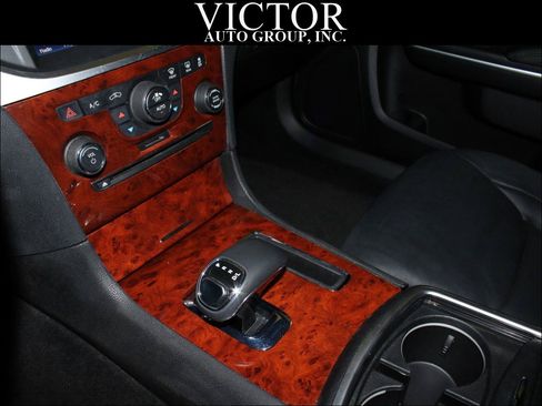 Used 2012 Chrysler 300 Limited RWD image 19