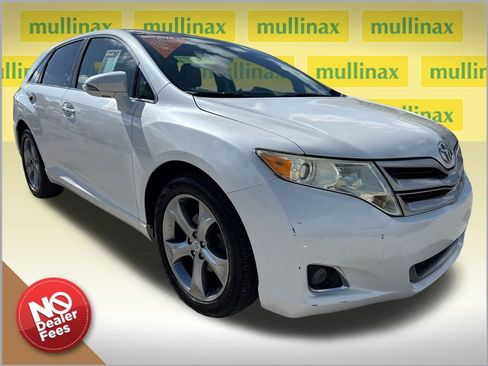 Used 2013 Toyota Venza XLE w/ XLE Premium Pkg FWD image 1