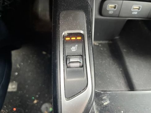 Used 2022 Kia Sorento S AWD/4WD image 9