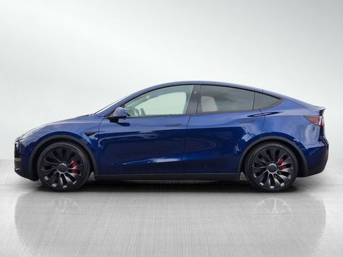Used 2023 Tesla Model Y Performance AWD/4WD image 8